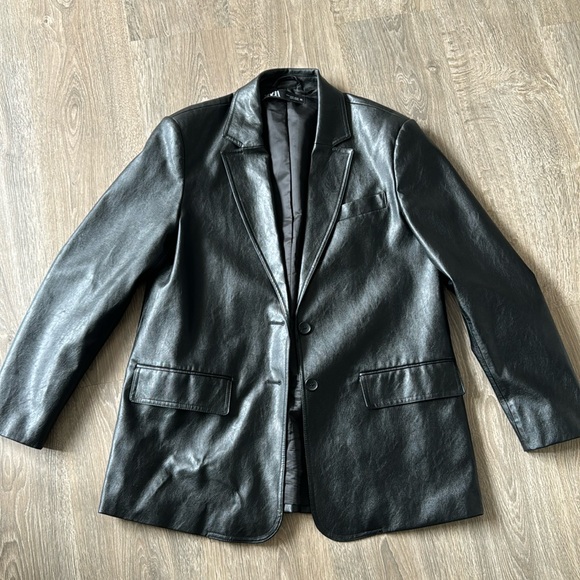 Zara Faux Leather Blazer - Picture 2 of 4
